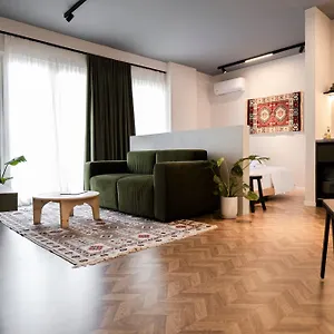  Apartment Muz